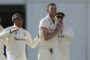 Hazlewood's 5-Wicket Haul Seals Australia's Dominant First Test Win Over West Indies
Hoặc (một lựa chọn khác):
Australia Crushes West Indies in First Test, Powered by Hazlewood's Bowling Masterclass