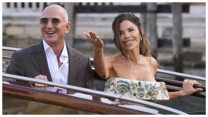 Indian Businesswoman Natasha Poonawalla Turns Heads with Bold Fashion Choice at Bezos-Sánchez Wedding