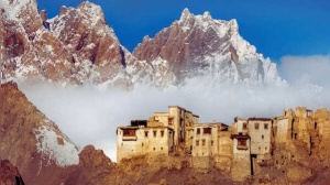 Explore India's 8 Union Territories: From Delhi's History to Ladakh's Heights