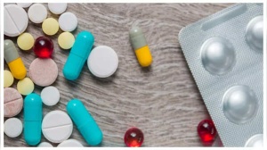 5 supplements all women should start taking after 40