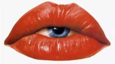 Optical illusion revealing personality traits based on first perception.